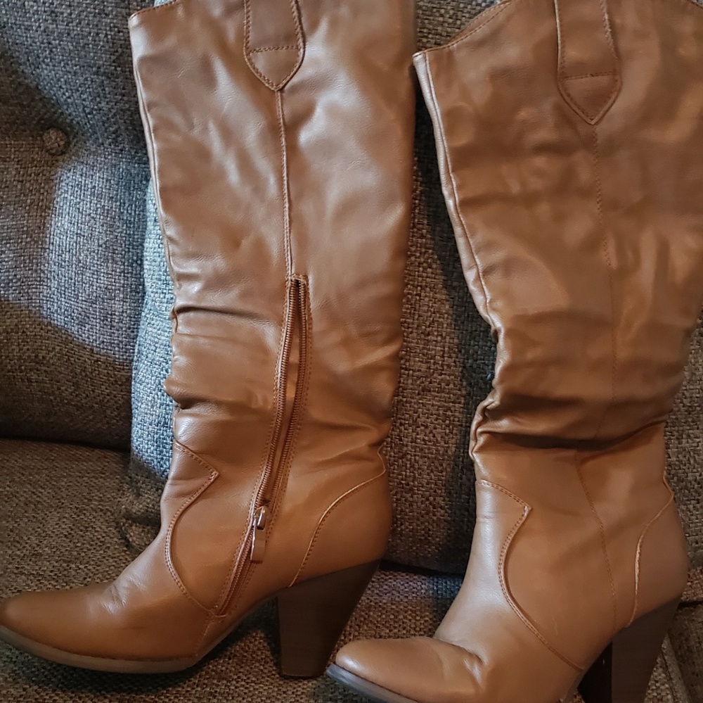 Classy Mid Calf Brown Boots